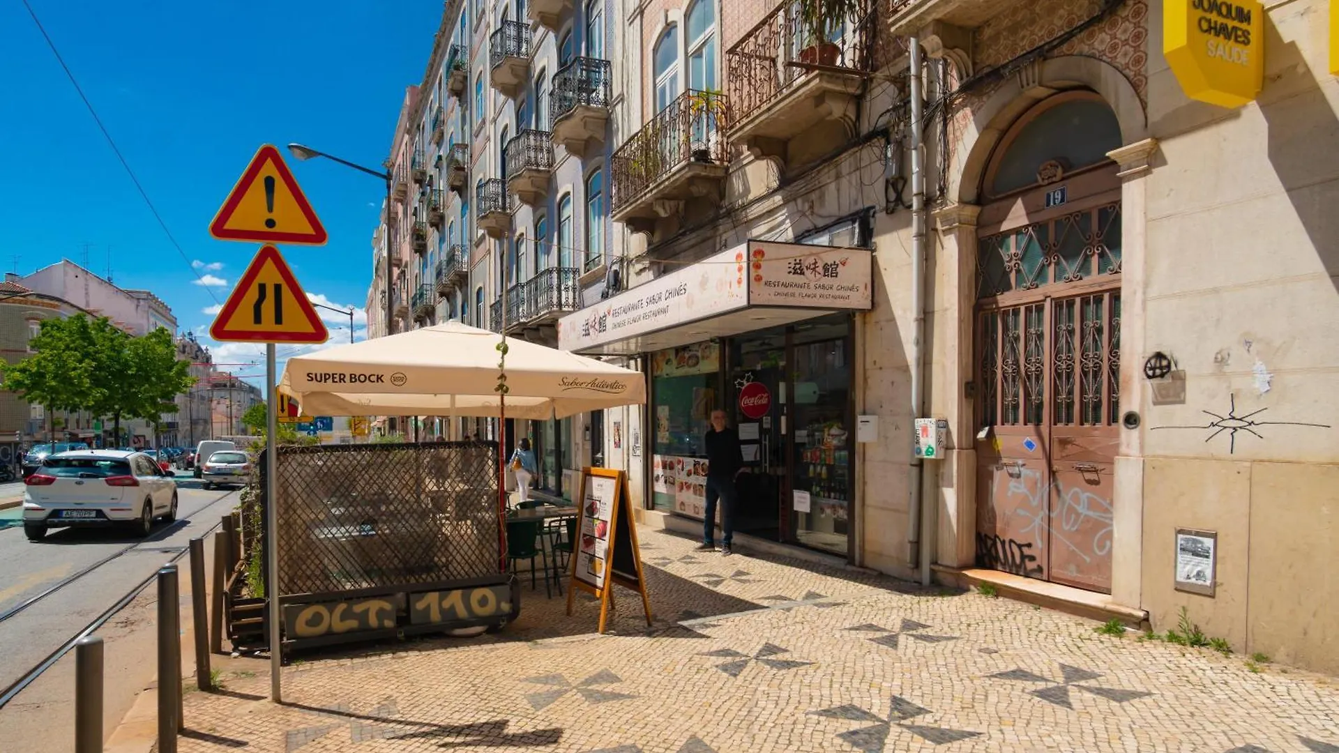 Life In Colour & Art - Charming 3Bed Apartment Lisbon