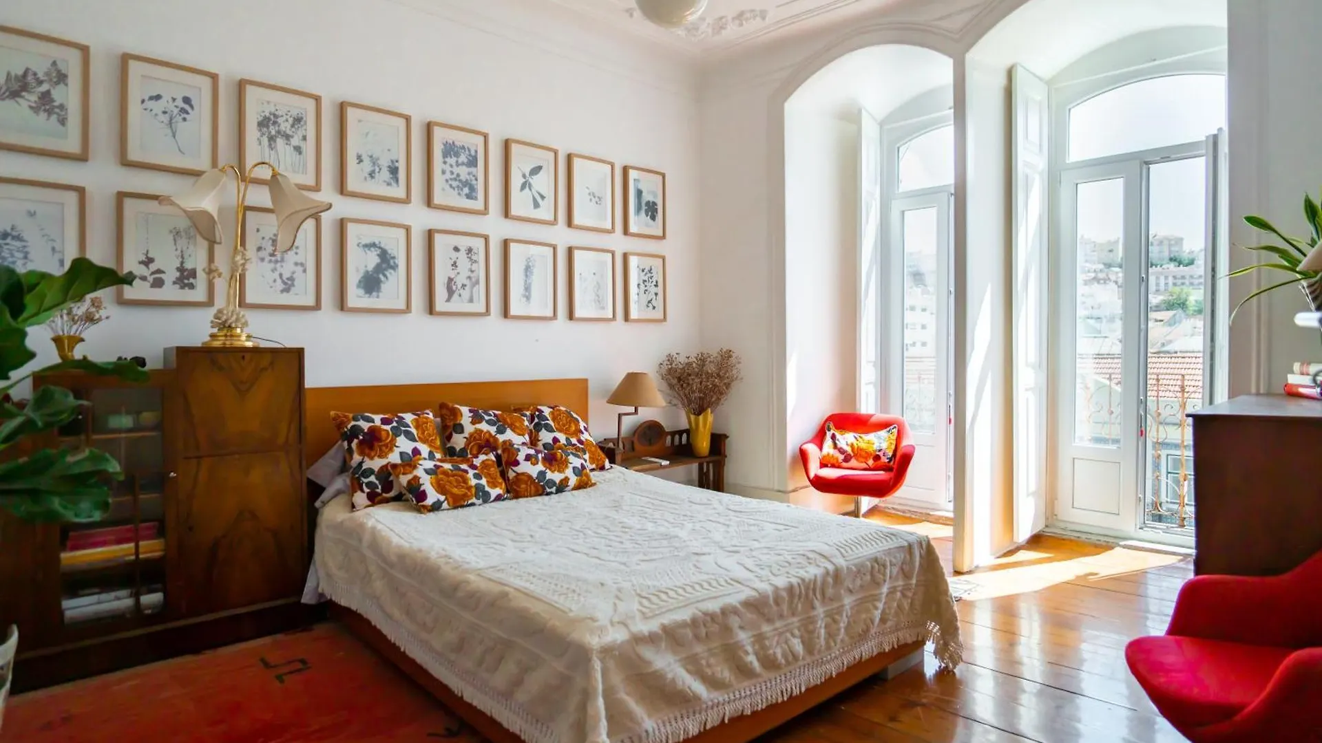 Life In Colour & Art - Charming 3Bed Apartment Lisbon 0*,  Portugal